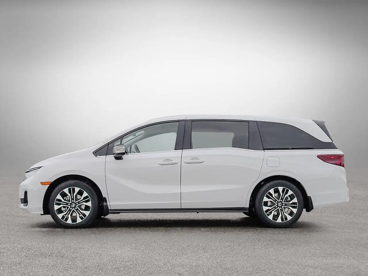Honda Odyssey photo Honda Odyssey