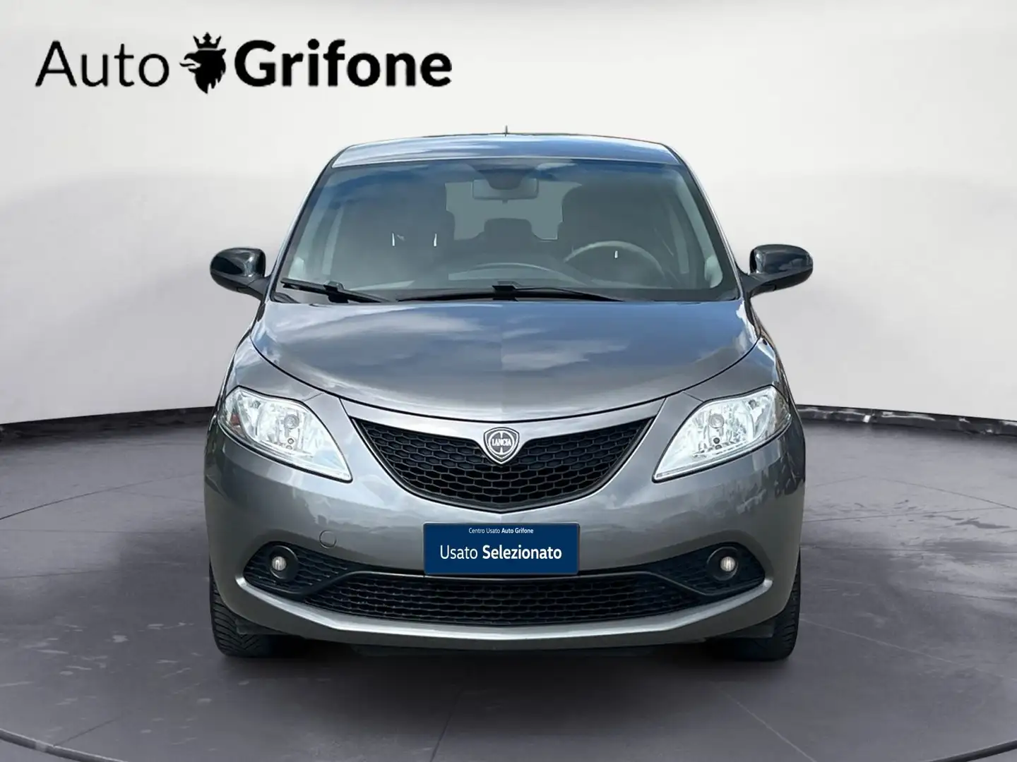 Lancia Ypsilon 1.2 69 CV 5 porte GPL Ecochic Gold Grigio - 2