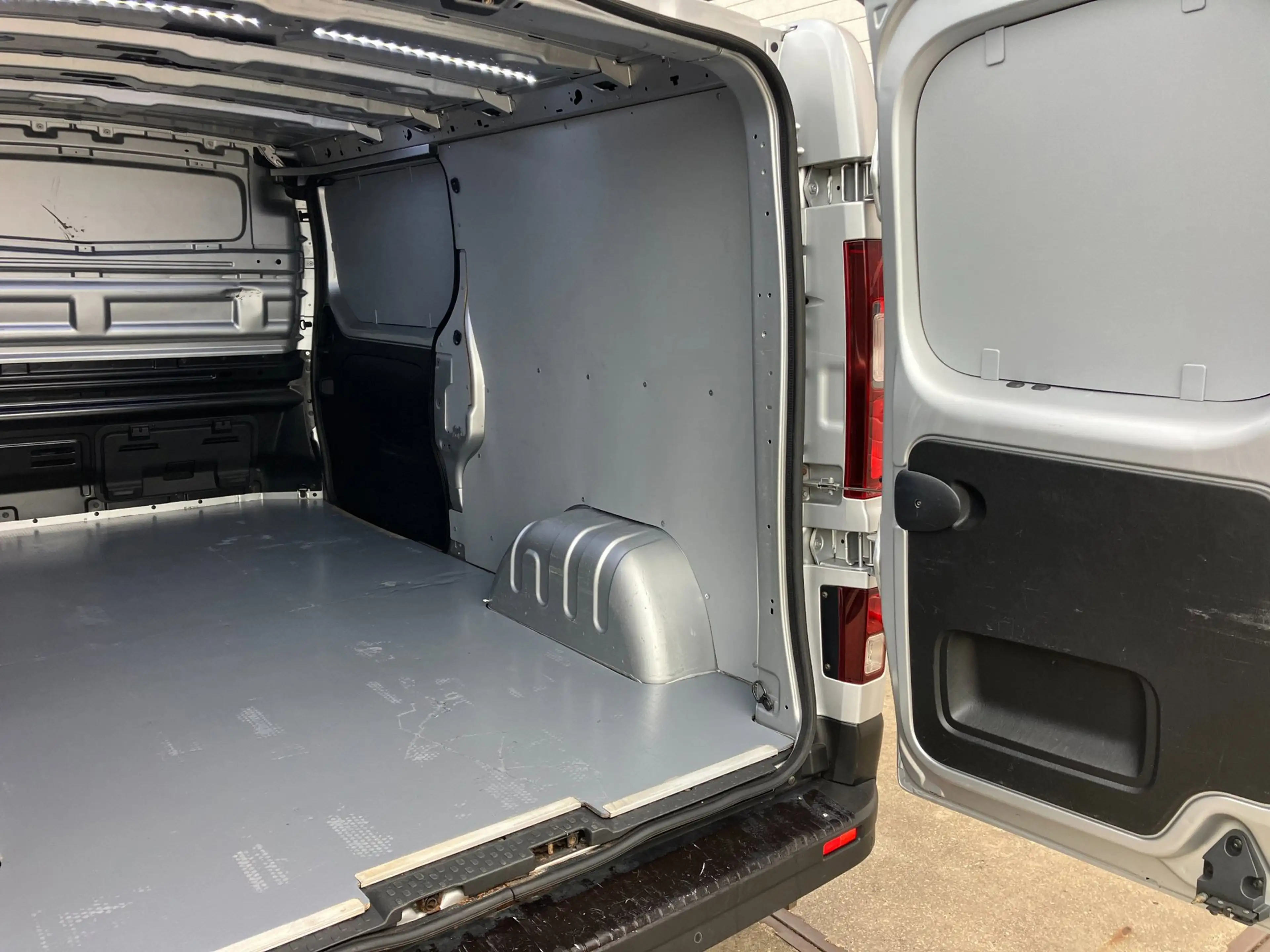 Fiat Talento 2.0 MultiJet L2H1 SX — photo 9
