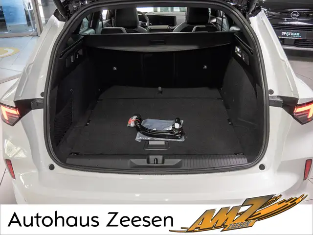 Opel Astra view 20