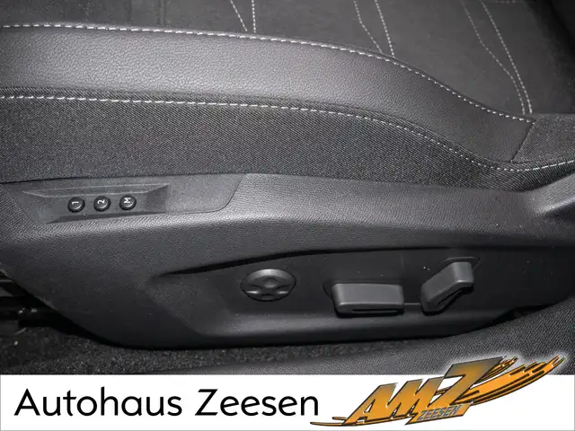Opel Astra view 18