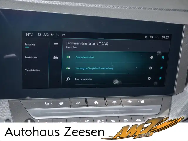 Opel Astra view 9