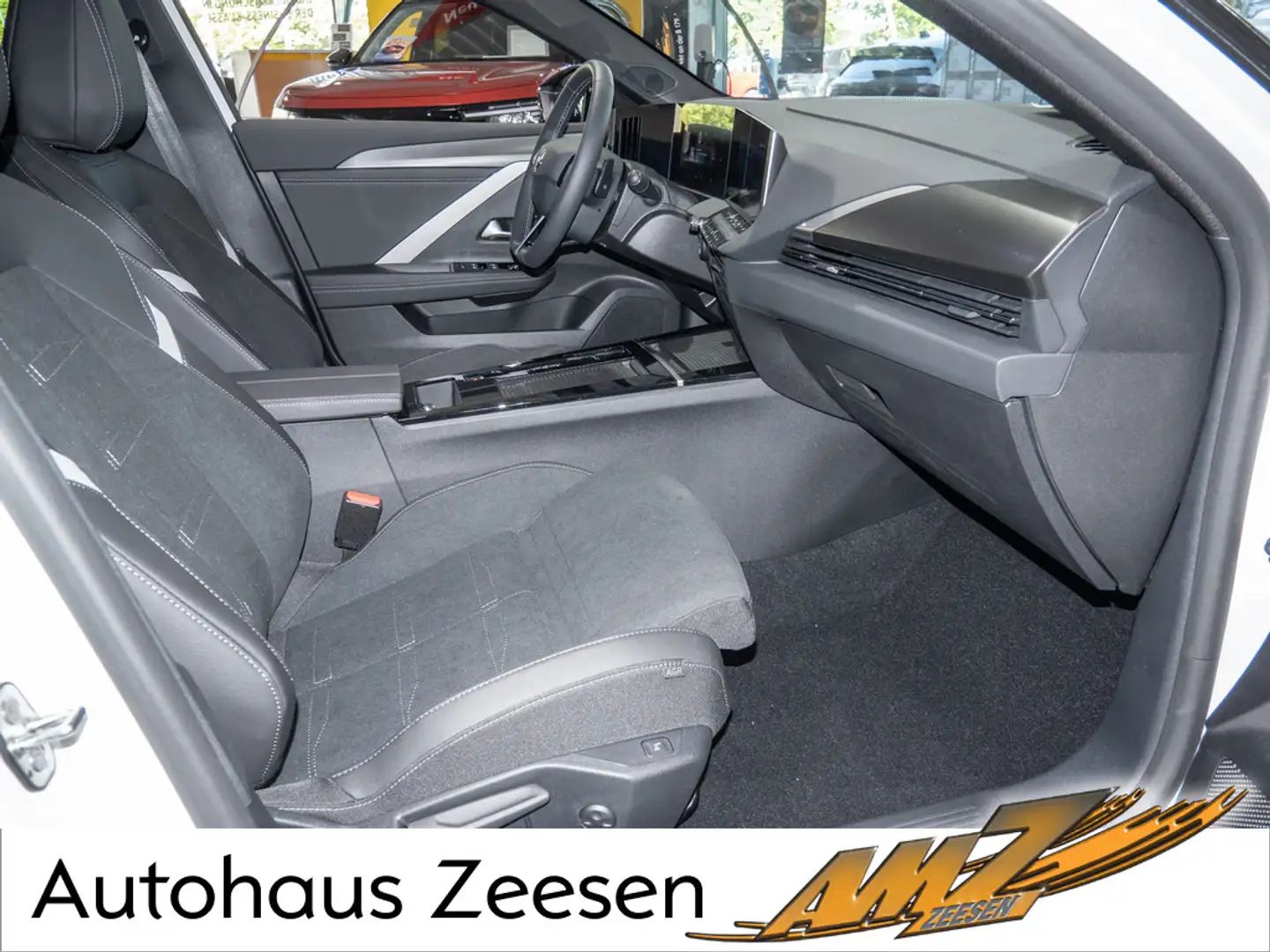 Opel Astra Sports Tourer 1.2 Turbo GS PANO 360° Weiß - 2