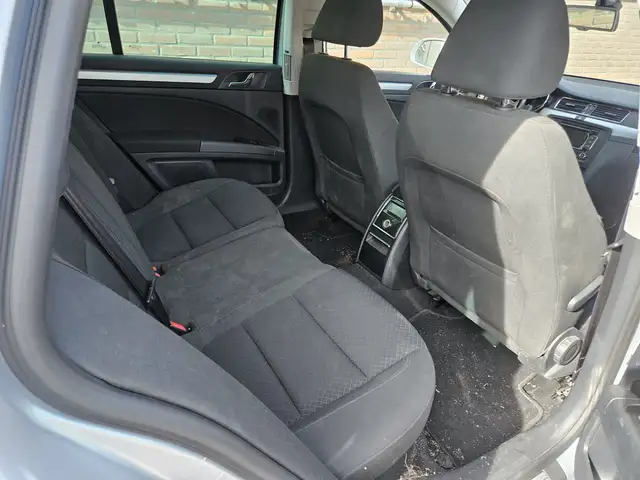 Skoda Superb view 28