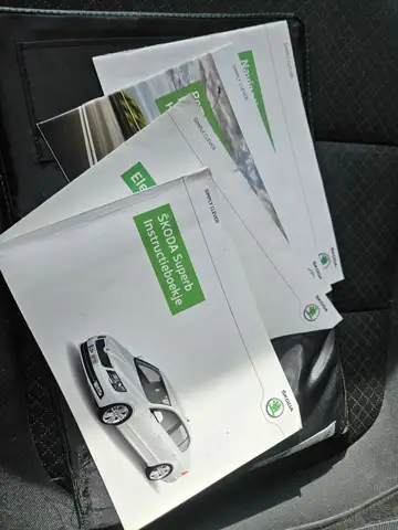 Skoda Superb view 16