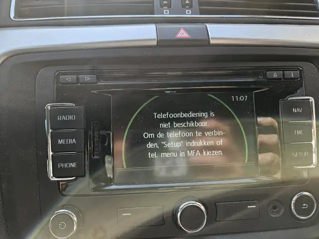 Skoda Superb view 10