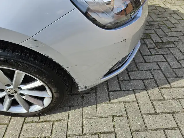 Skoda Superb view 25