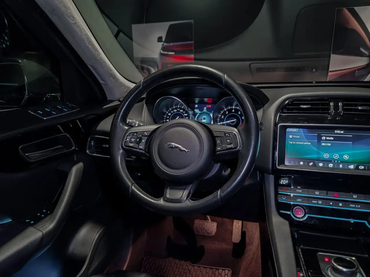 Jaguar F-Pace fotografie Jaguar F-Pace