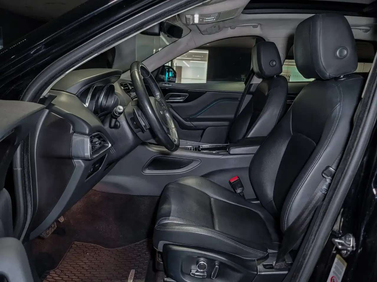 Jaguar F-Pace fotografie Jaguar F-Pace