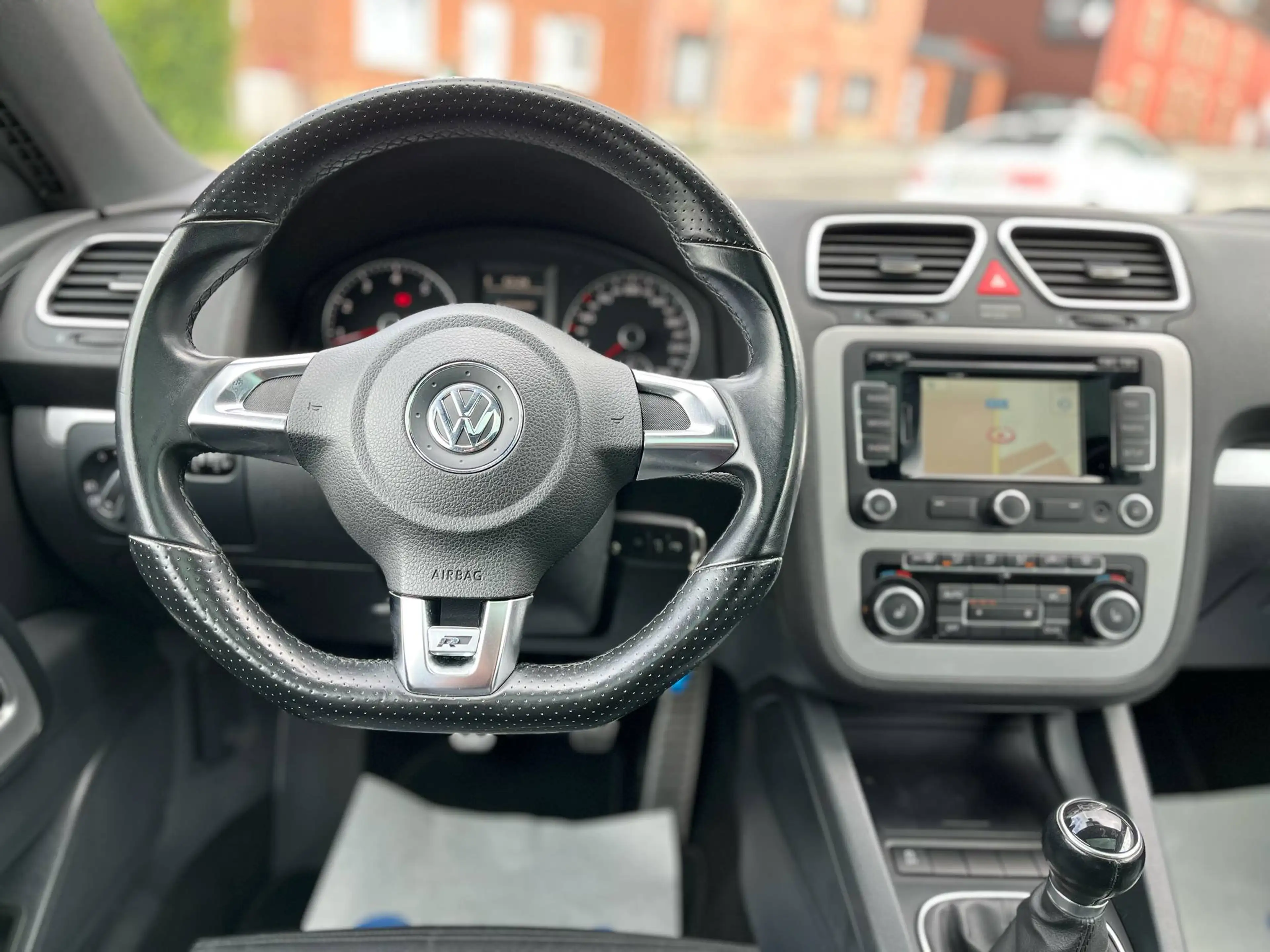 Volkswagen Scirocco 1.4 TSI*R-LINE*TOIT-PANO*GPS*CUIR*PDC* — photo 14