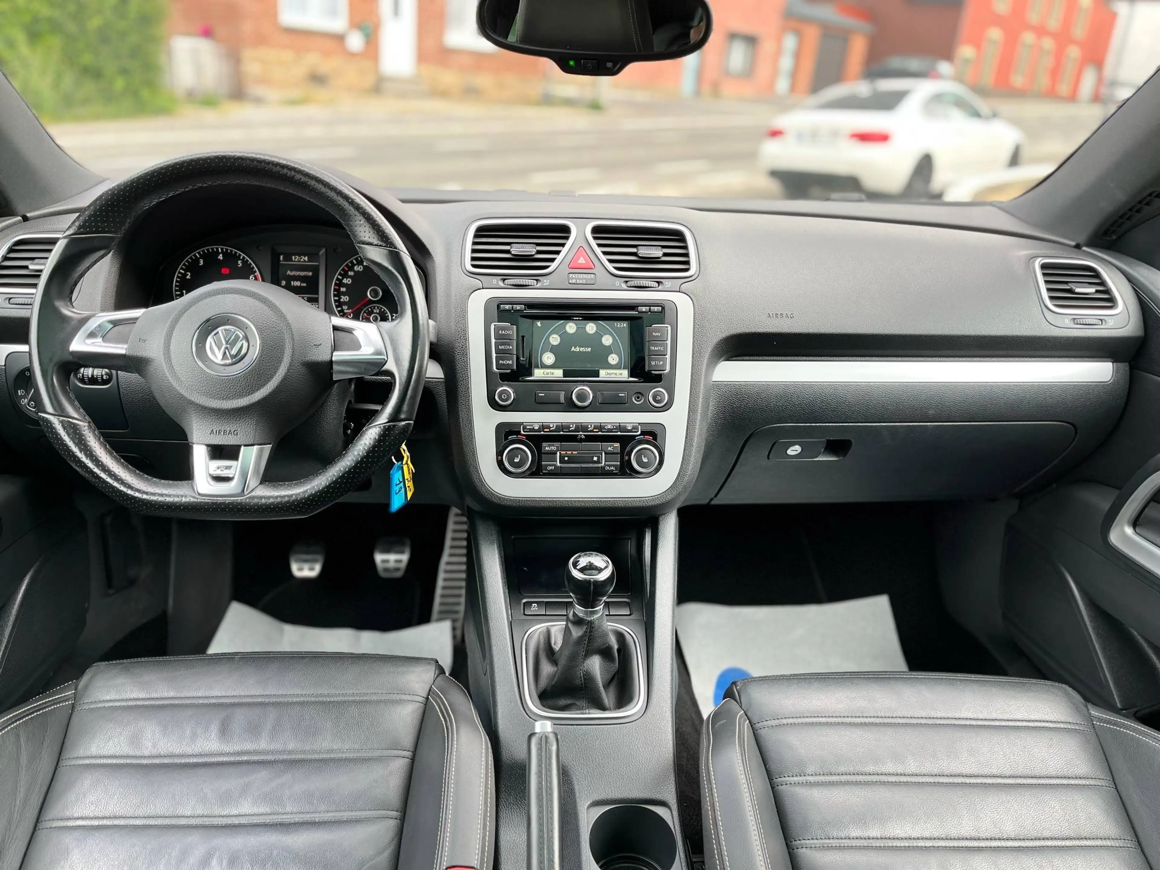 Volkswagen Scirocco 1.4 TSI*R-LINE*TOIT-PANO*GPS*CUIR*PDC* — photo 13