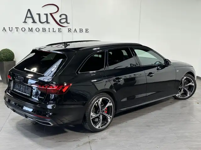 Audi A4 Avant view 5