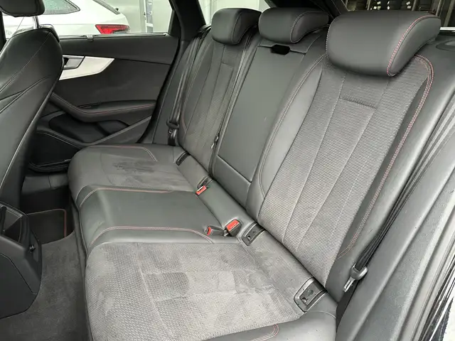 Audi A4 Avant view 10