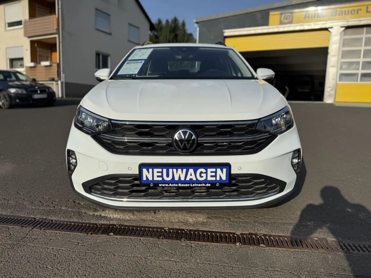Volkswagen Taigo Life Motor 1,0 Ltr. - 70 kW TSI Schaltgetriebe Weiß - 2