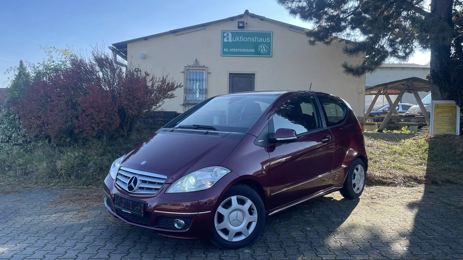 Mercedes-Benz A 170 - Avangart, Designo, 1.Hand, Xenon, Leder - Rot - 1