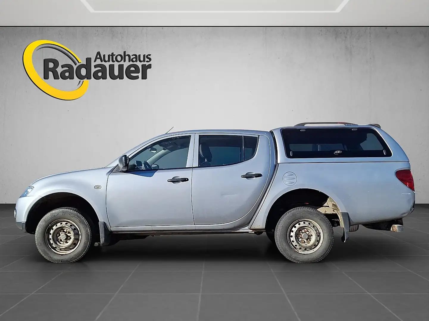 Mitsubishi L200 L 200 Pick Up 2,5 Work Edition Gris - 2