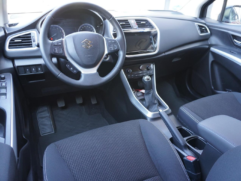 Suzuki SX4 S-Cross Comfort — photo 10