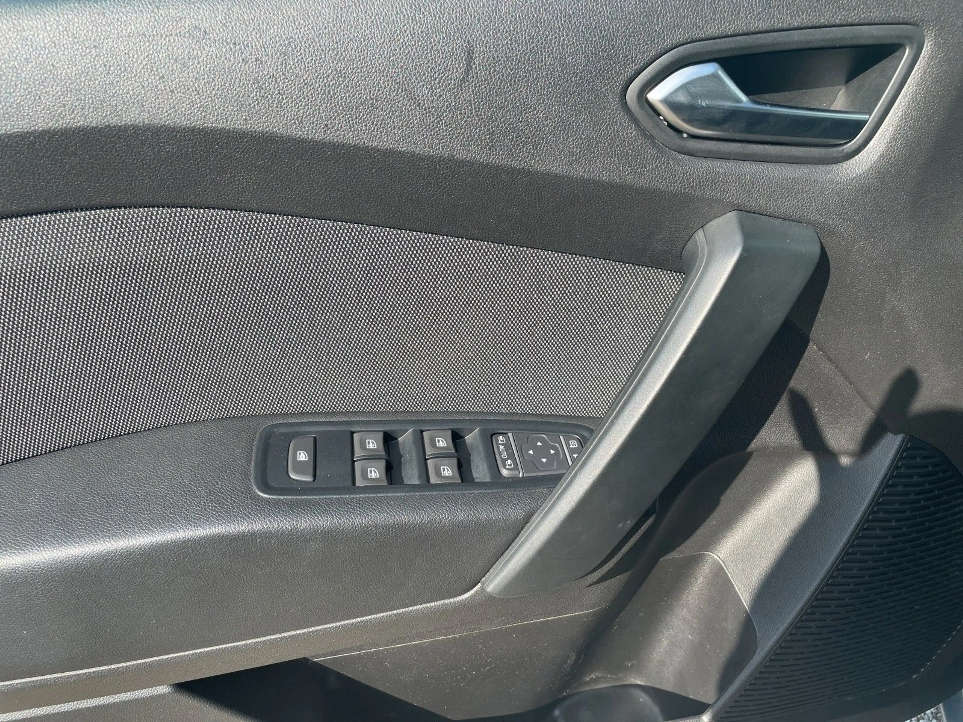 Nissan Townstar Kombi L1 DIG-T 130 MT N-Design — photo 14