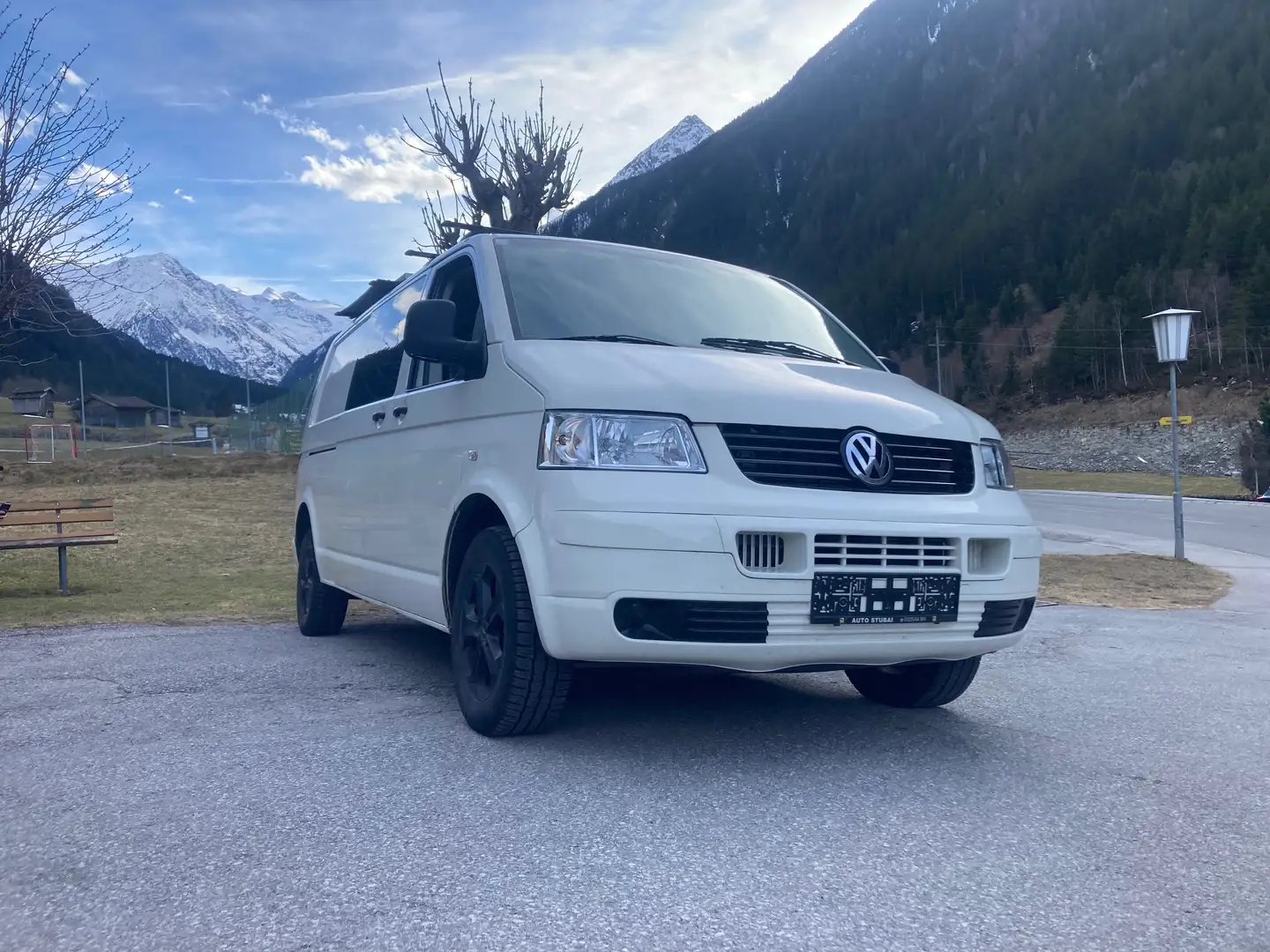 Volkswagen T5 Kasten Weiß - 1