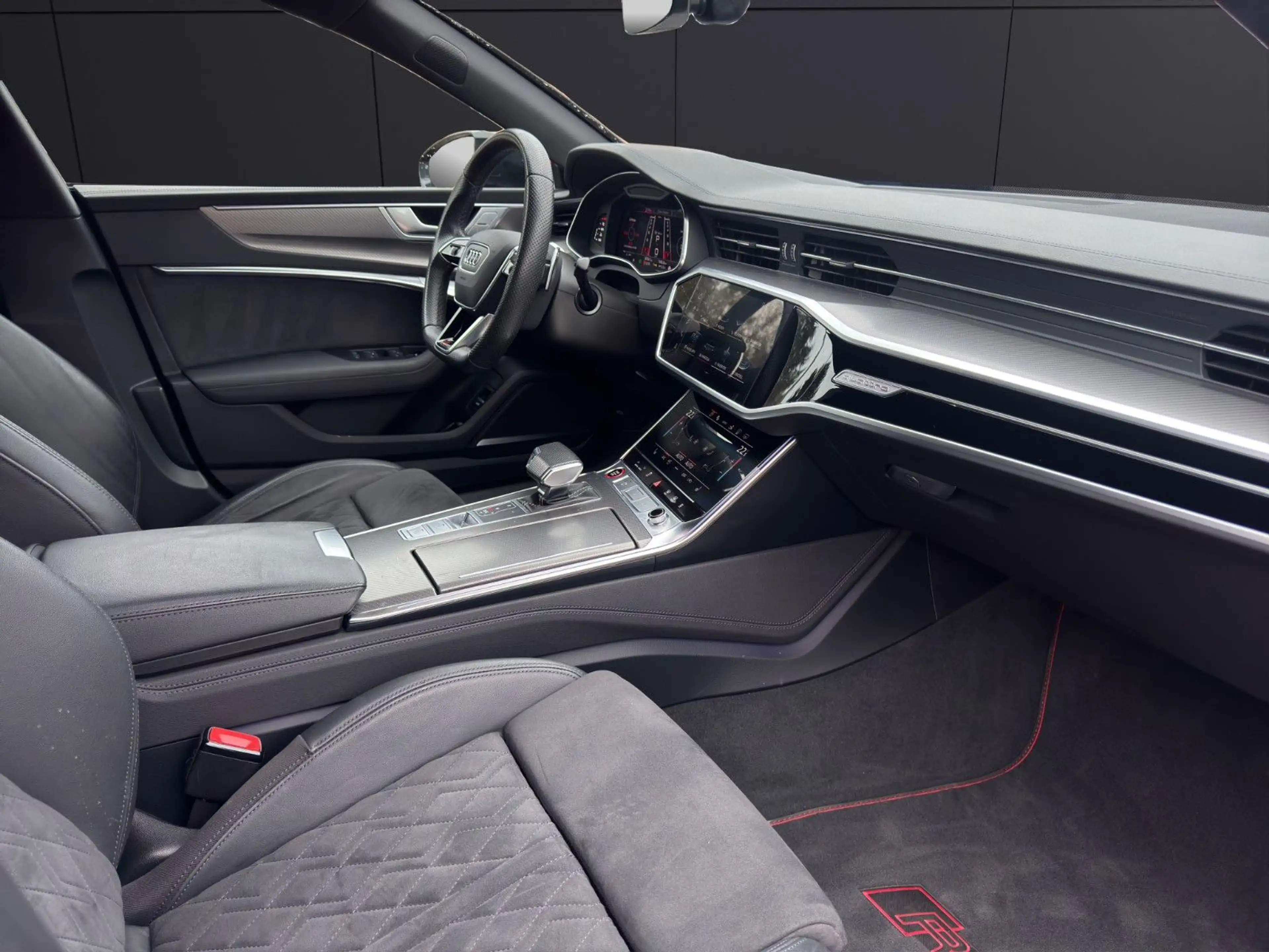 Audi RS7 4.0 TFSI quattro/Laser/Pano/Keramik/exMane — photo 12
