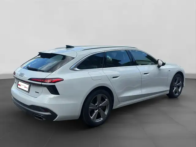 Audi A6 view 3