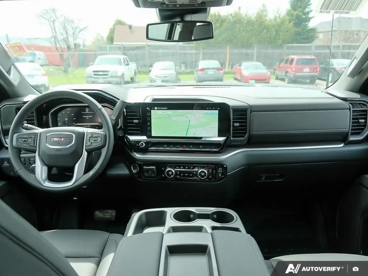GMC Sierra 2500HD снимка GMC Sierra 2500HD