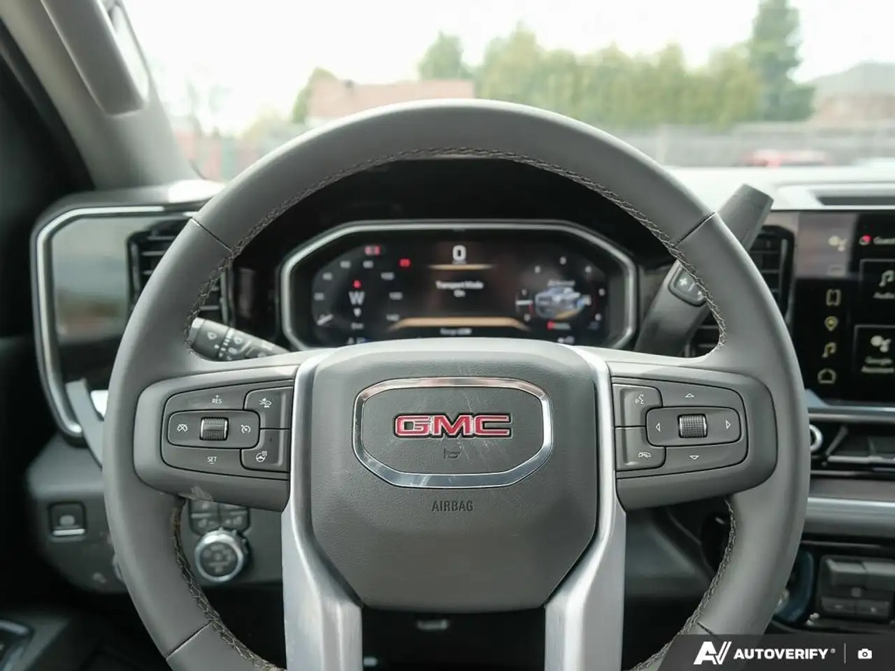 GMC Sierra 2500HD снимка GMC Sierra 2500HD