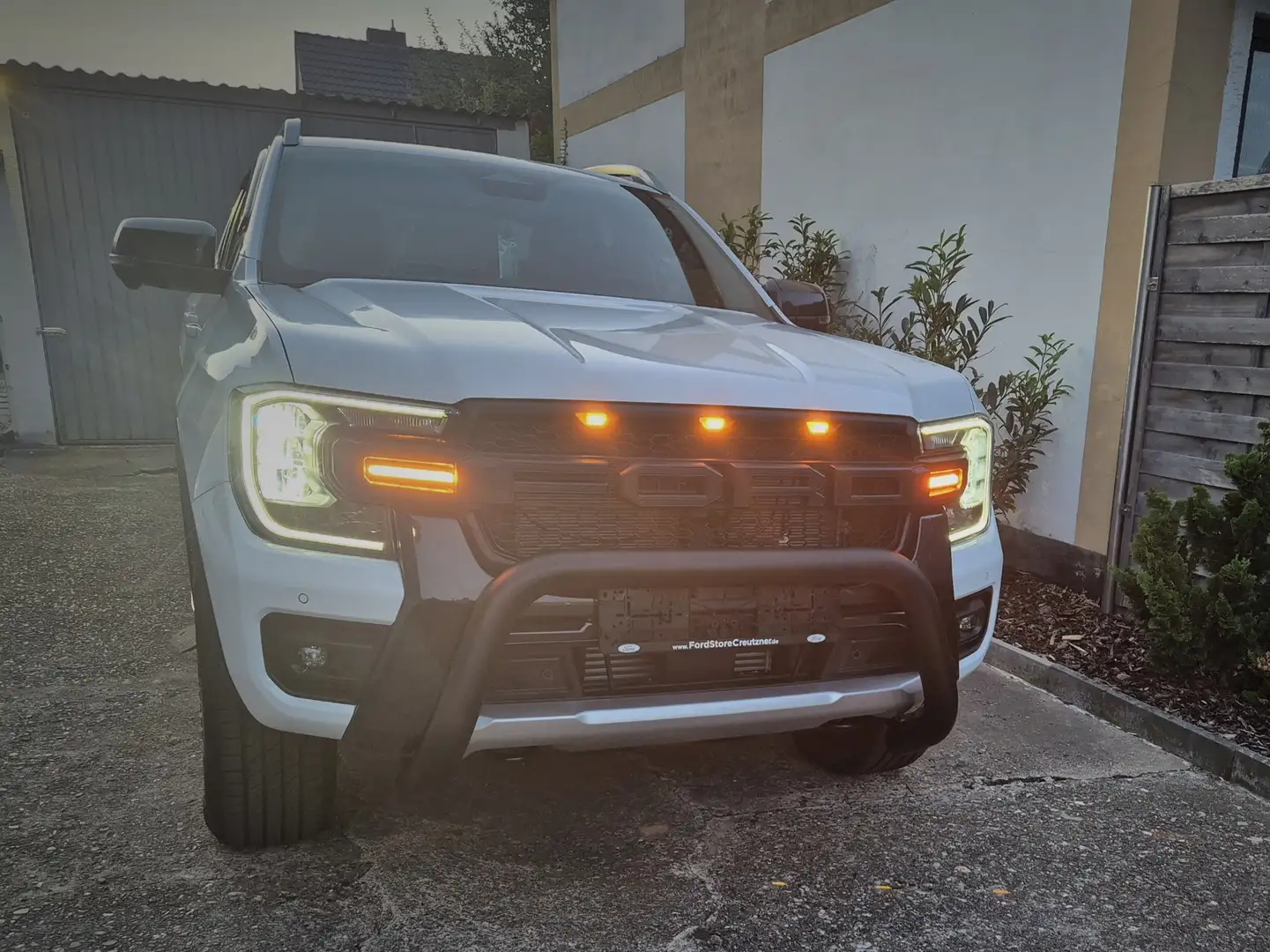 Ford Ranger 2,0 l EcoBlue Doppelkabine Autm. Wildtrak Weiß - 1