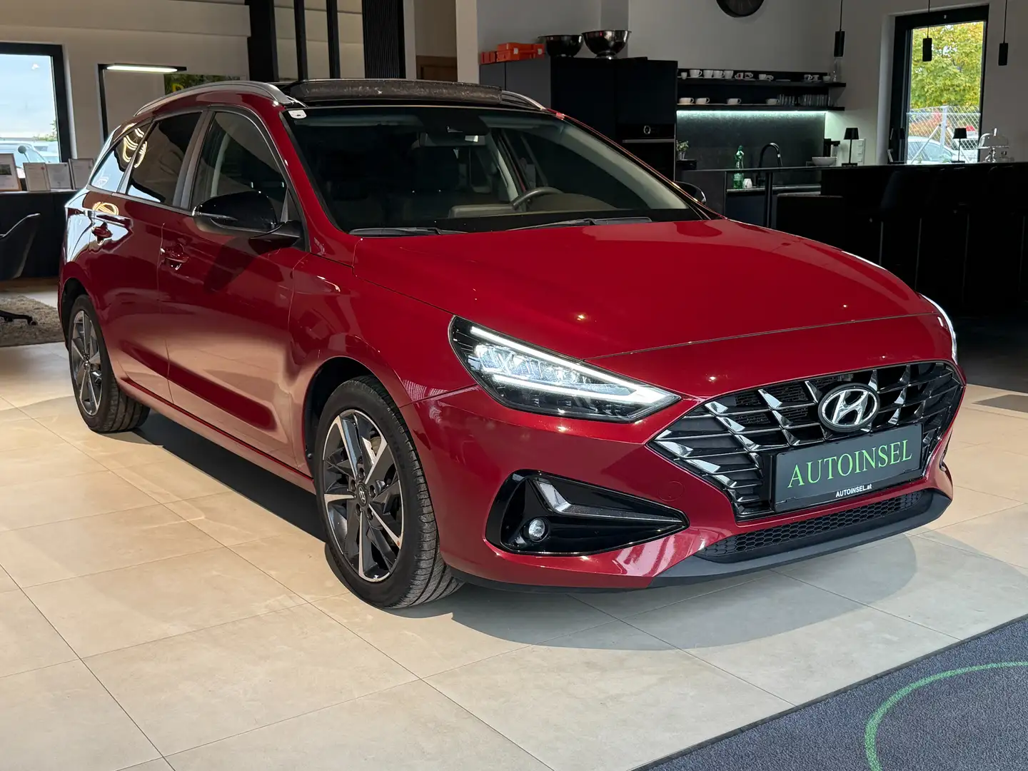 Hyundai i30 Select RFK,Panorama,Werksgarantie Rot - 2