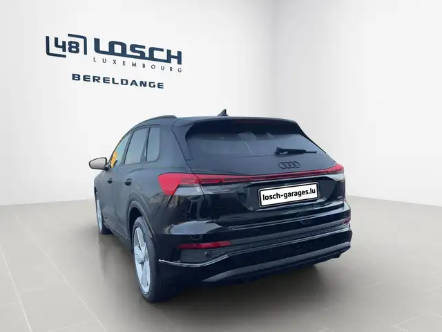 Audi Q4 E-Tron view 7