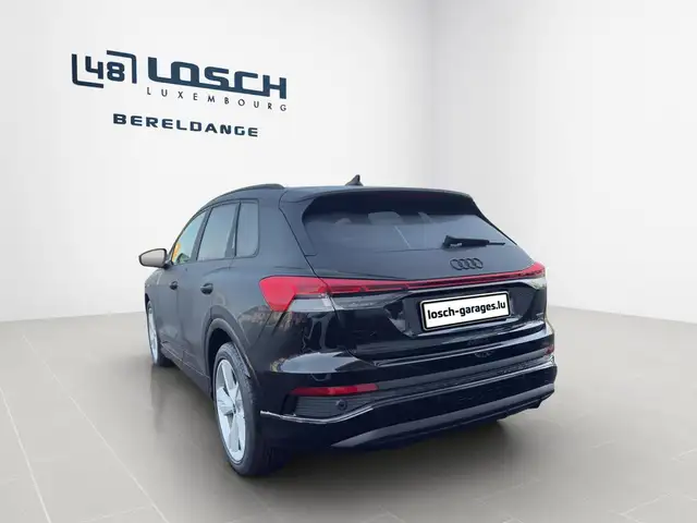 Audi Q4 E-Tron view 6