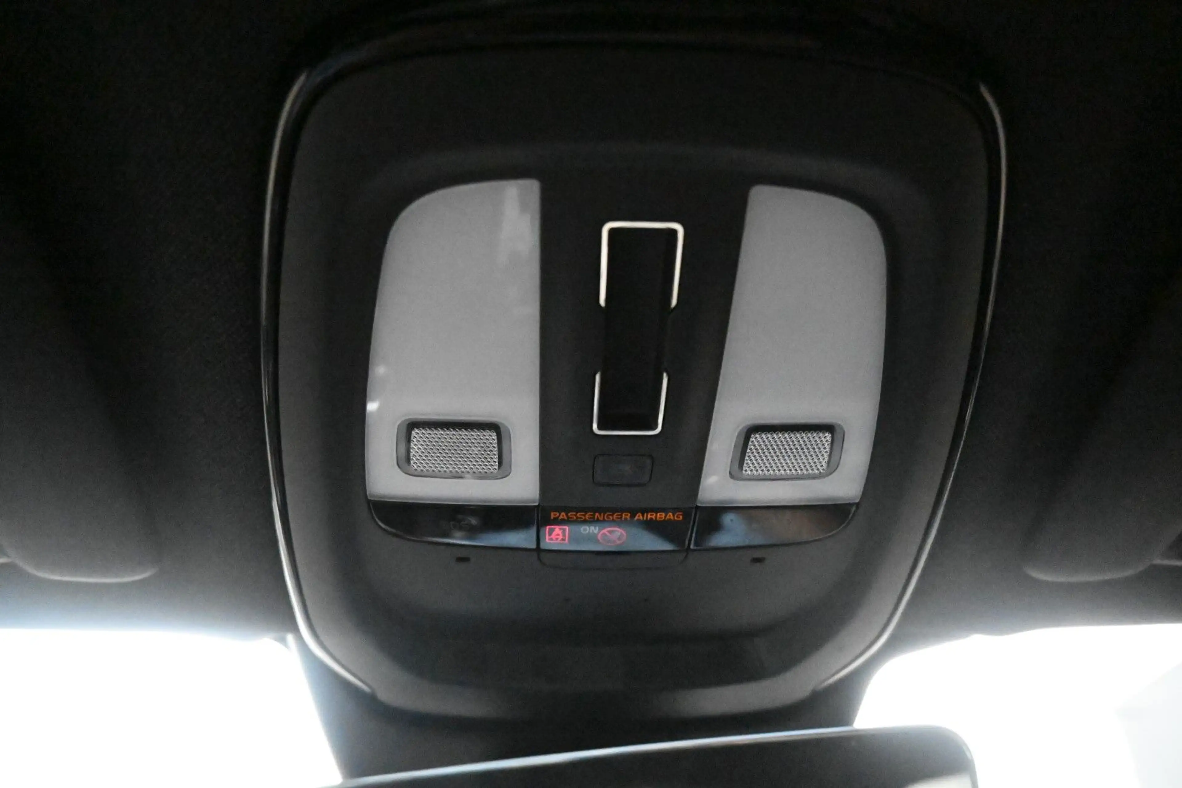Volvo XC40 Twin Motor AWD Ultimate*PANO*360°*ACC*SHZG — photo 25