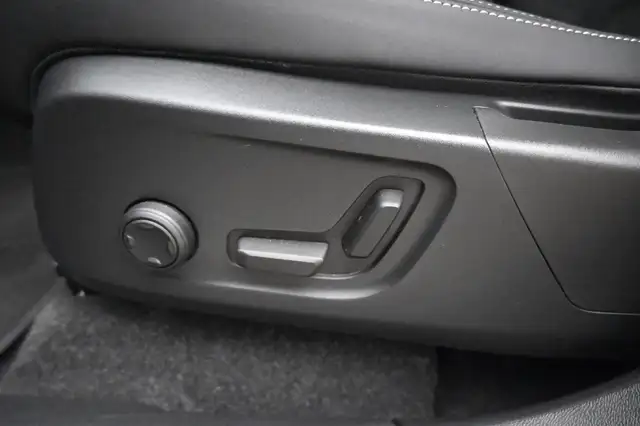 Volvo XC40 view 29