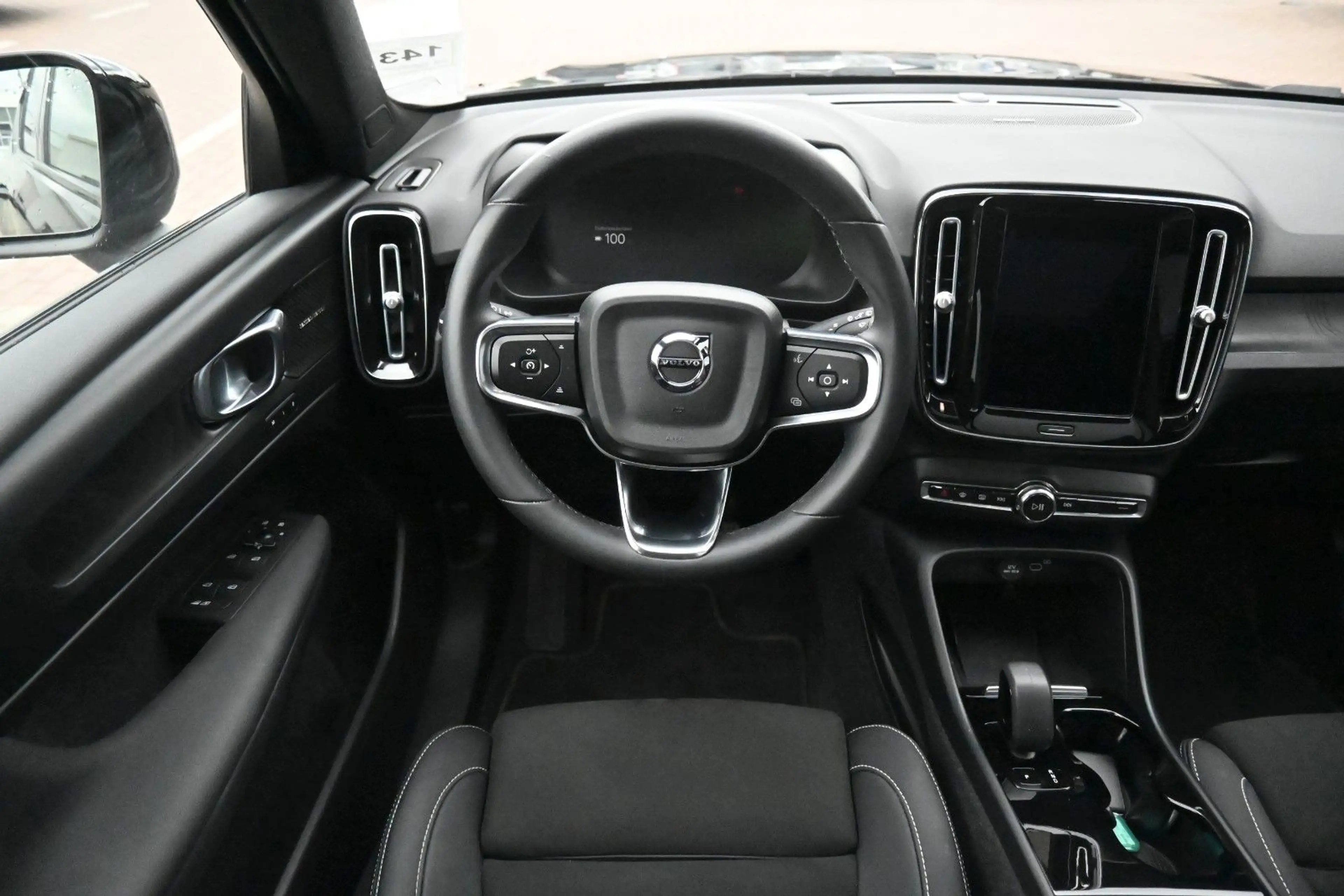 Volvo XC40 Twin Motor AWD Ultimate*PANO*360°*ACC*SHZG — photo 20