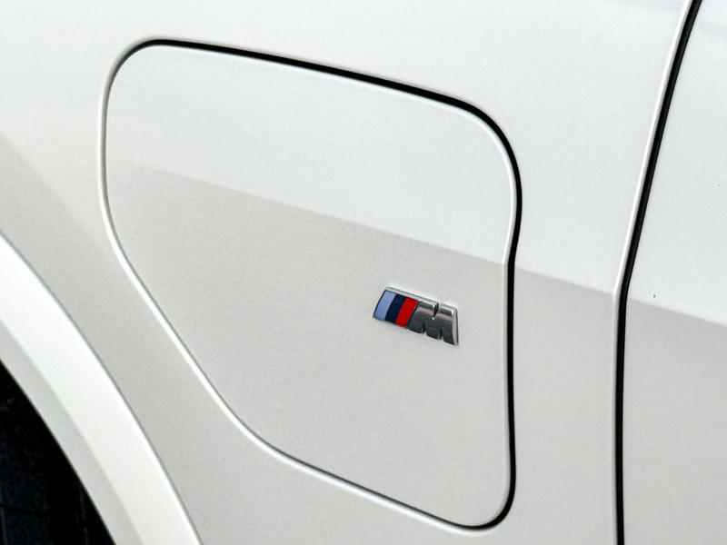 BMW X5 XDrive45e High Executive 3X M-SPORT B&W/TREKHAAK/P — photo 12