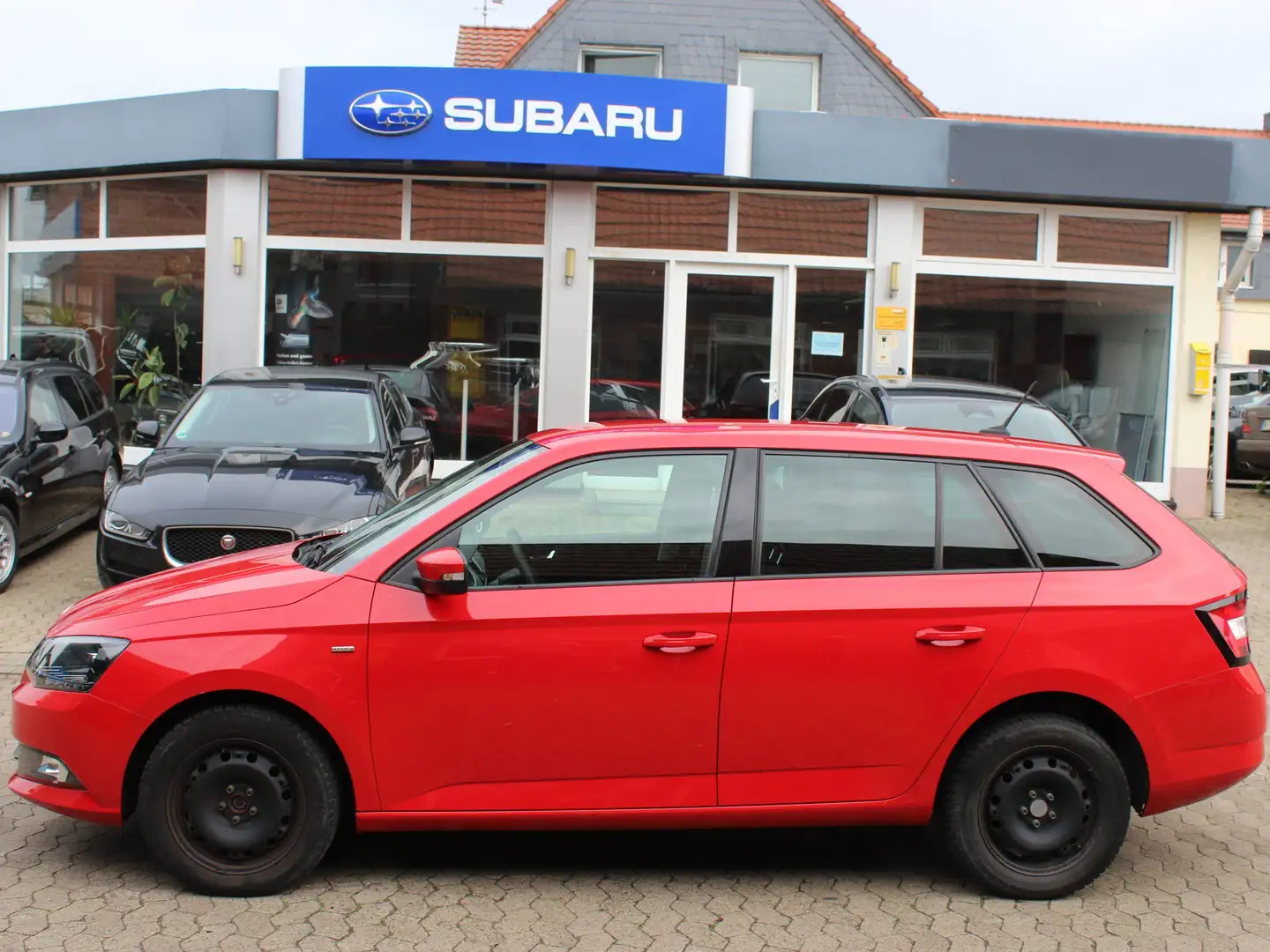 Skoda Fabia Ambition DSG-7 Rot - 1