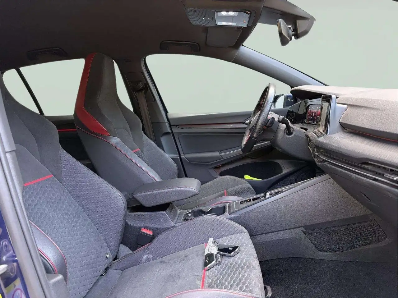 Volkswagen Golf GTI — photo 14