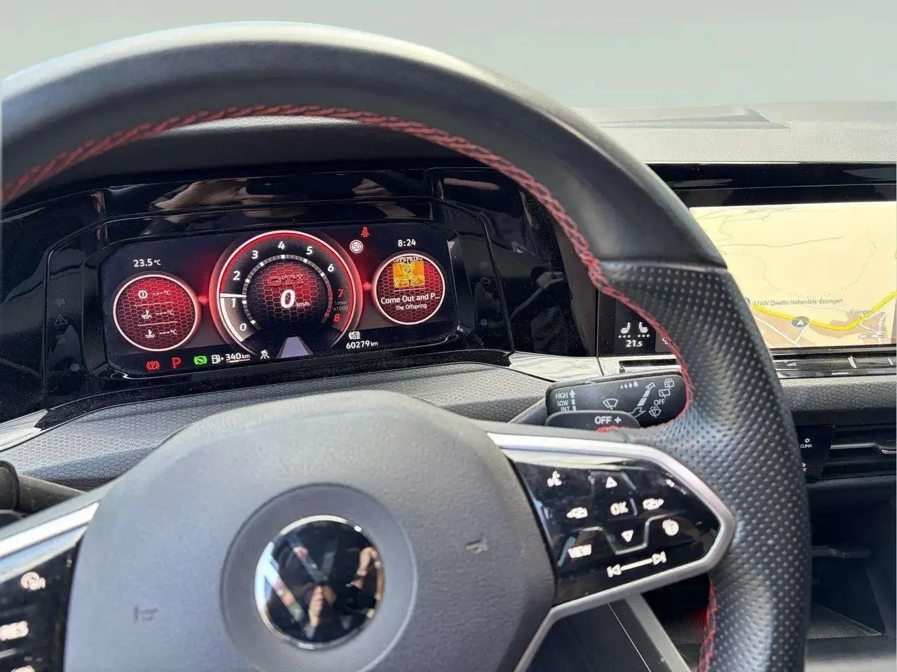 Volkswagen Golf GTI — photo 20