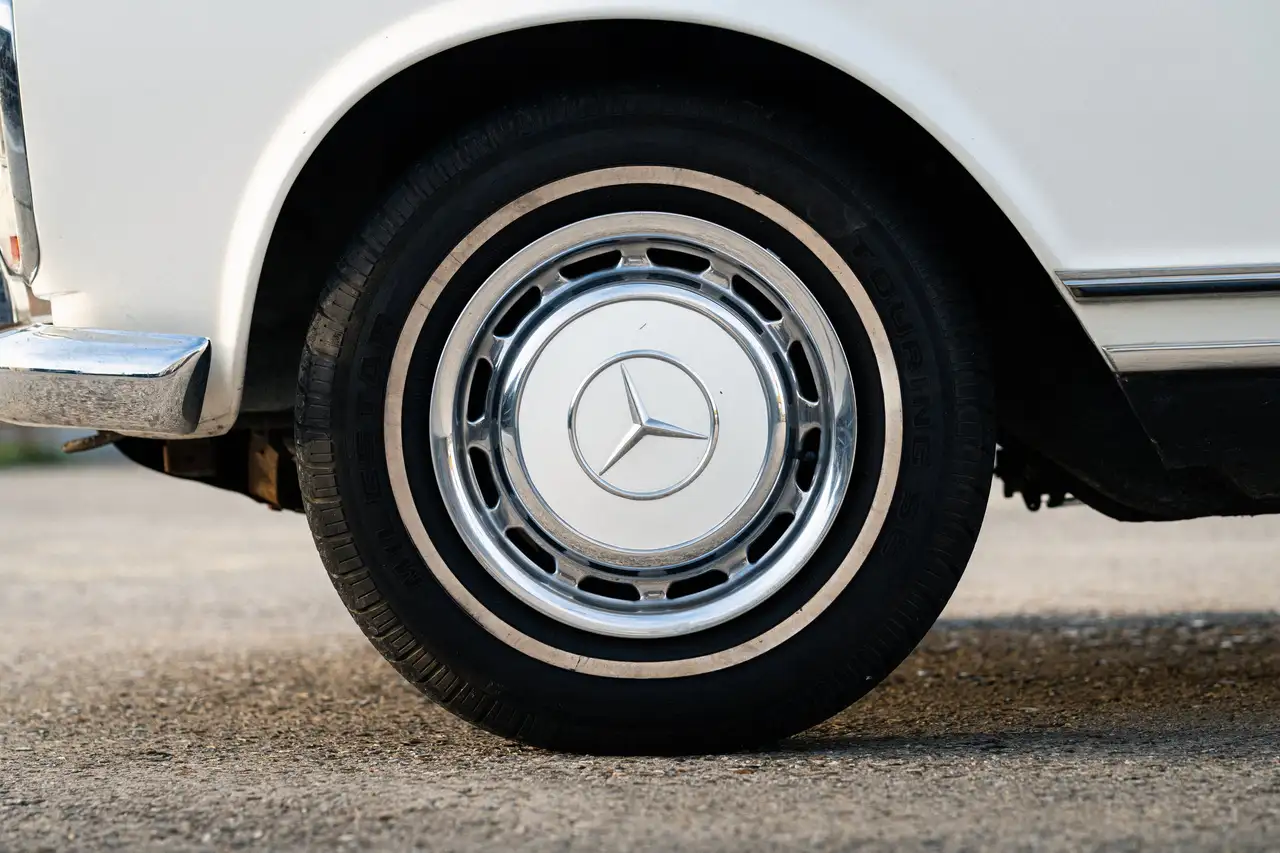 Mercedes-Benz SL 230 Pagode, foto 11