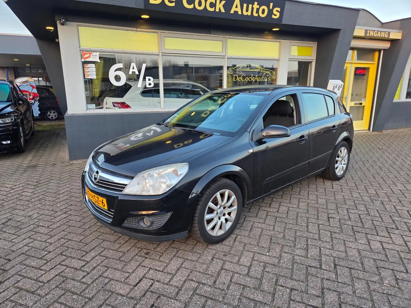 Opel Astra 1.6 Temptation/TREKHAAK Noir - 2