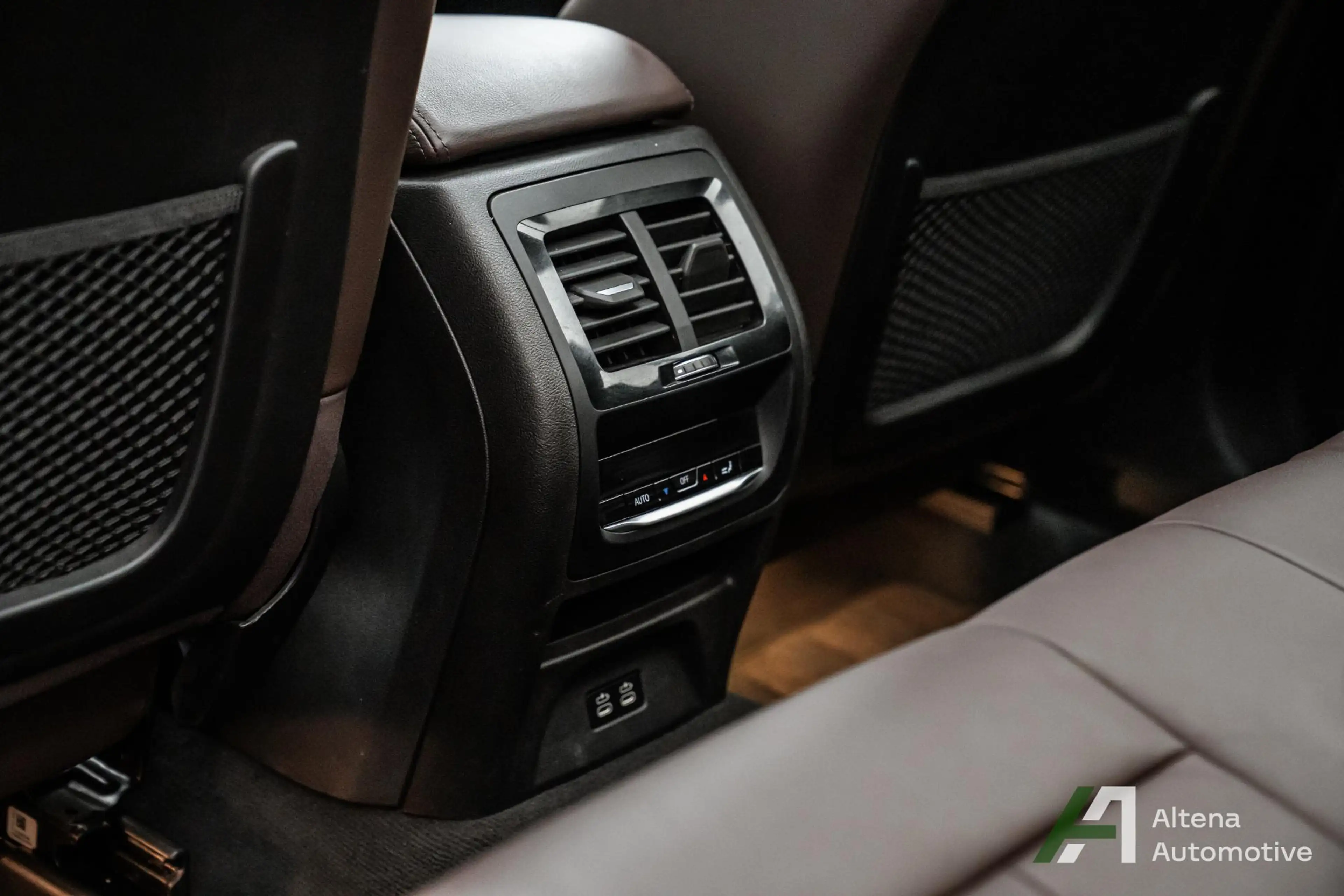 BMW X3 xDrive30e Business Edition Plus M-sport, panoramad — photo 11