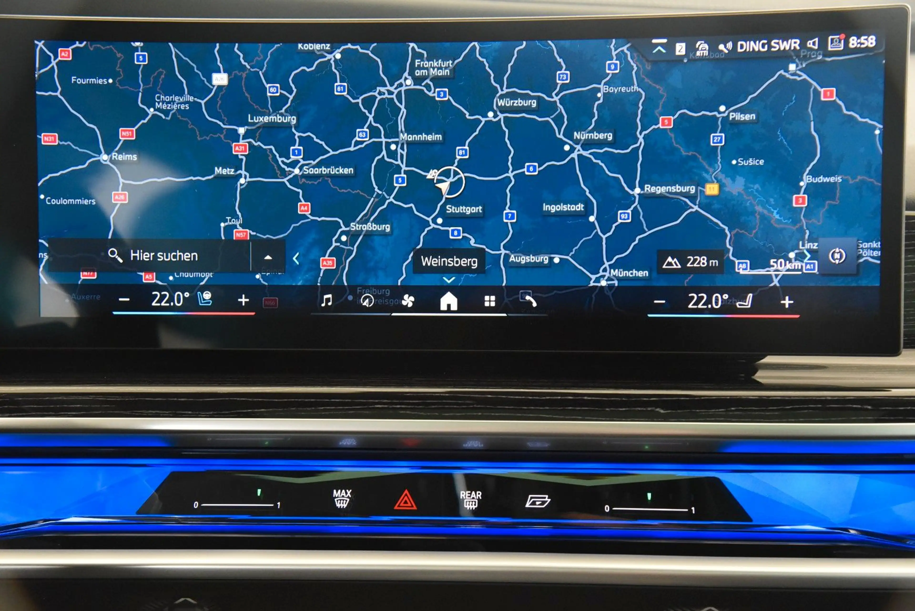BMW 740 d xDrive M Sport Pro StandHzg LED AHK B&W DAB — photo 12