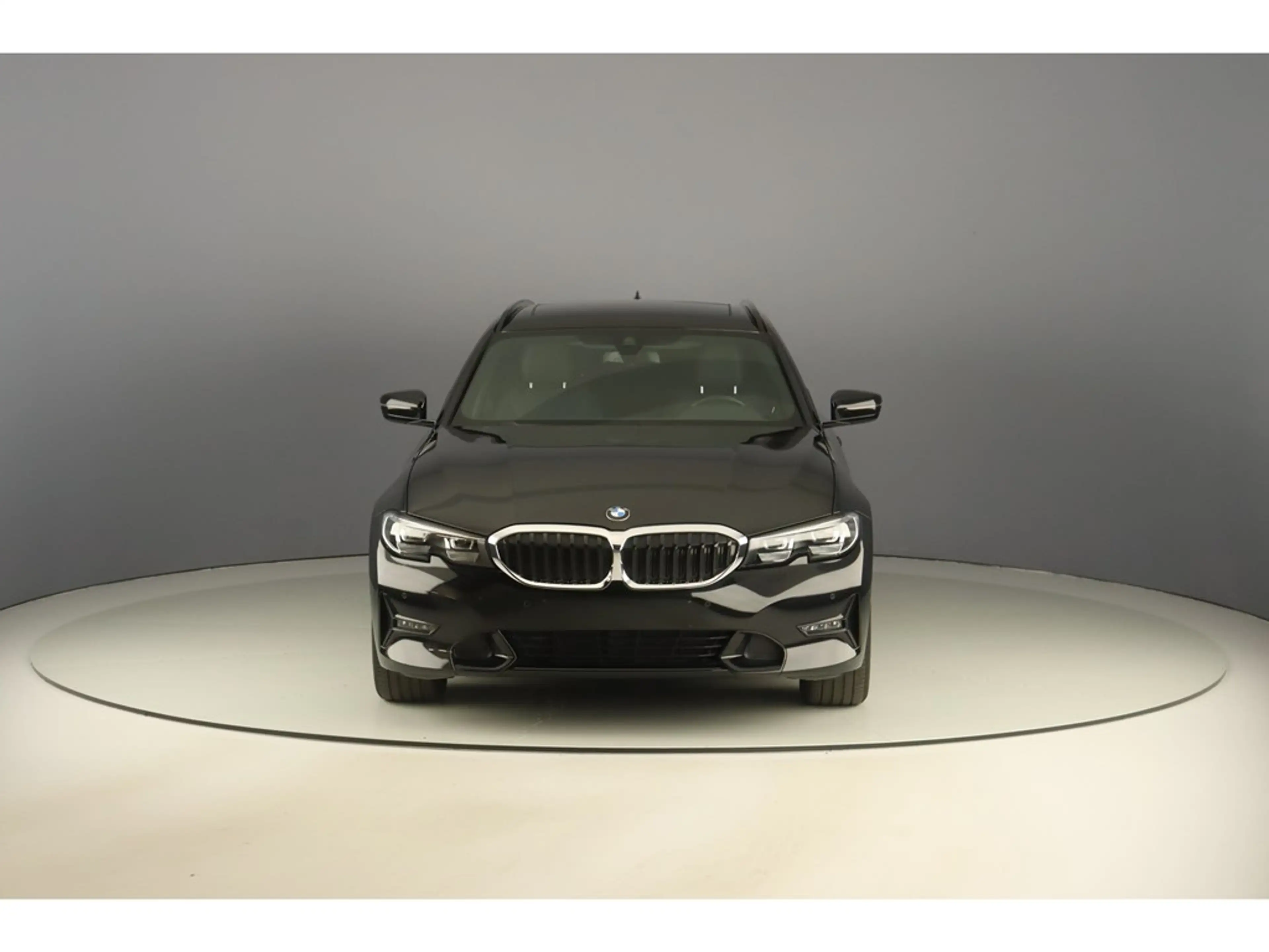 BMW 330 e Touring 292pk Sport Pack Travel — photo 8