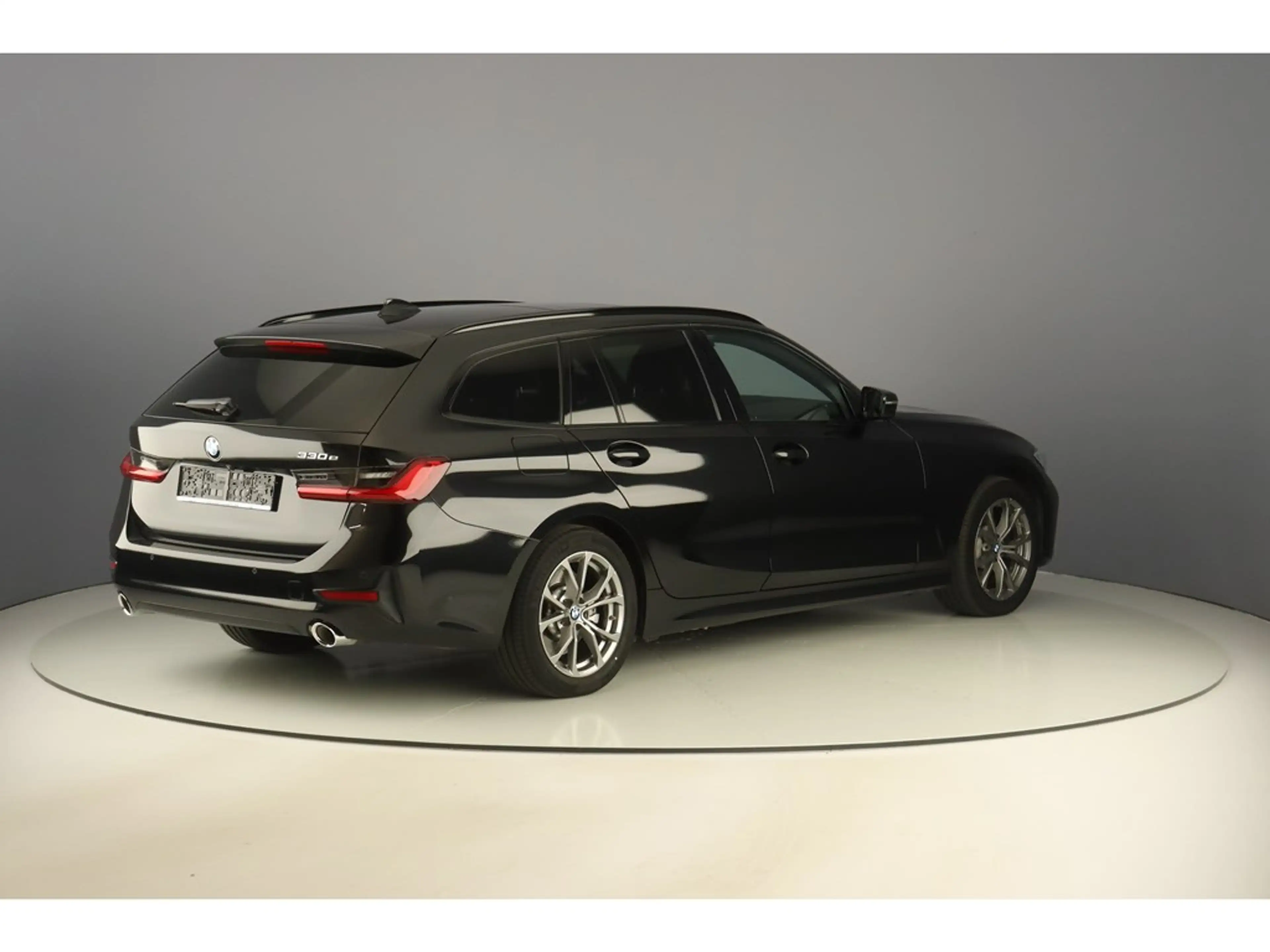 BMW 330 e Touring 292pk Sport Pack Travel — photo 5