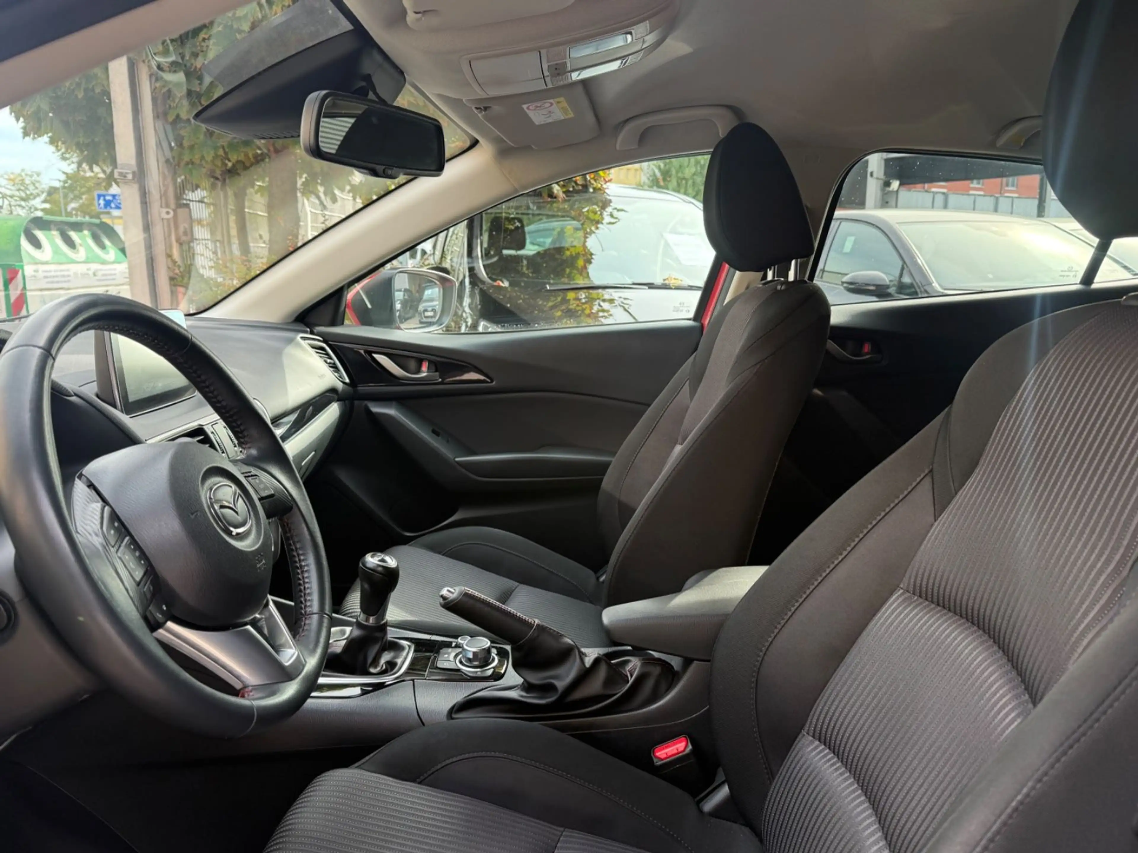 Mazda 3 Lim. Center-Line/TEMPOMAT/PDC/SITZHEIZUNG/ — photo 9