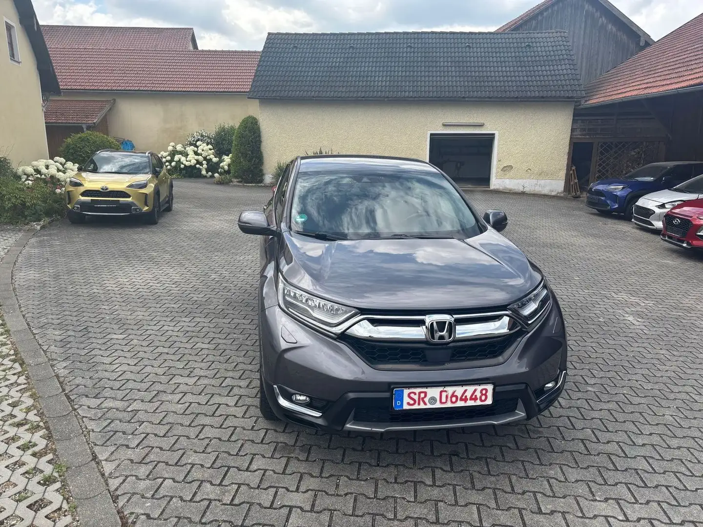 Honda CR-V 1.5 T 4WD ++Automatik,Allrad++ Grijs - 2