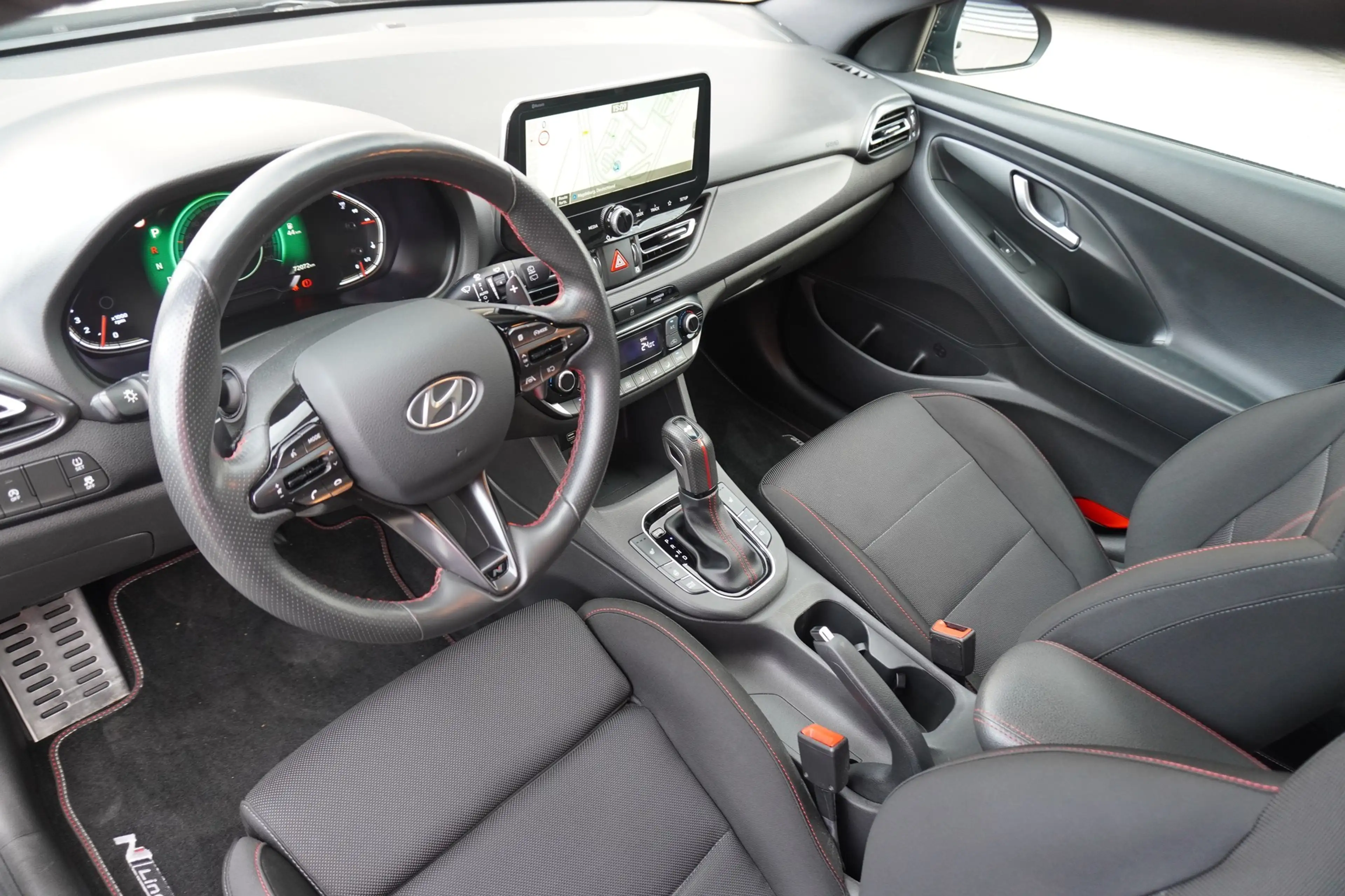 Hyundai i30 Kombi 1.5 T-GDI N-Line DCT Navi LED PDC DAB — photo 5