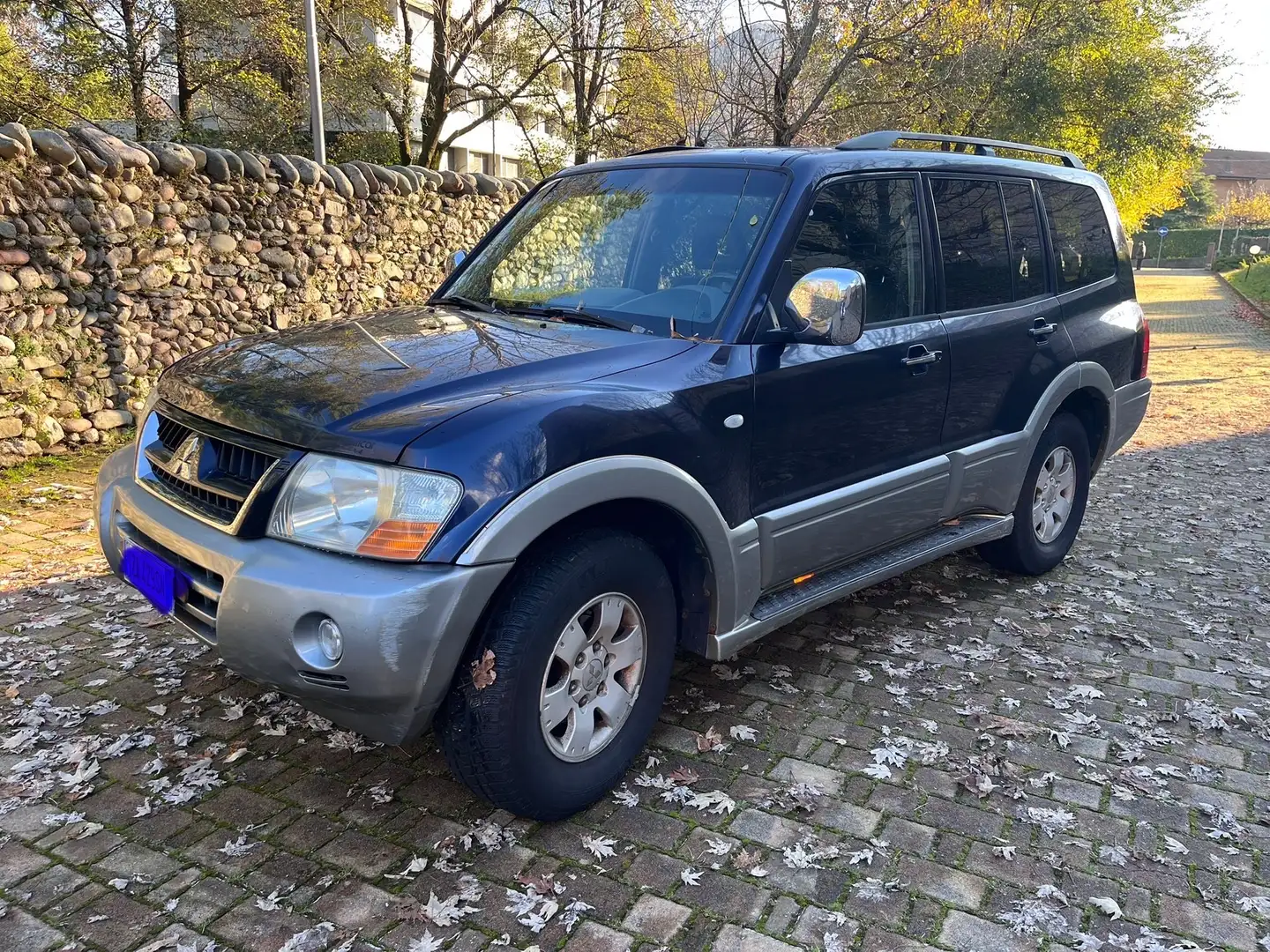 Mitsubishi Pajero 5p 3.2 tdi 16v di-d GLS-2 Auto Per Comm Asi Ok - 1