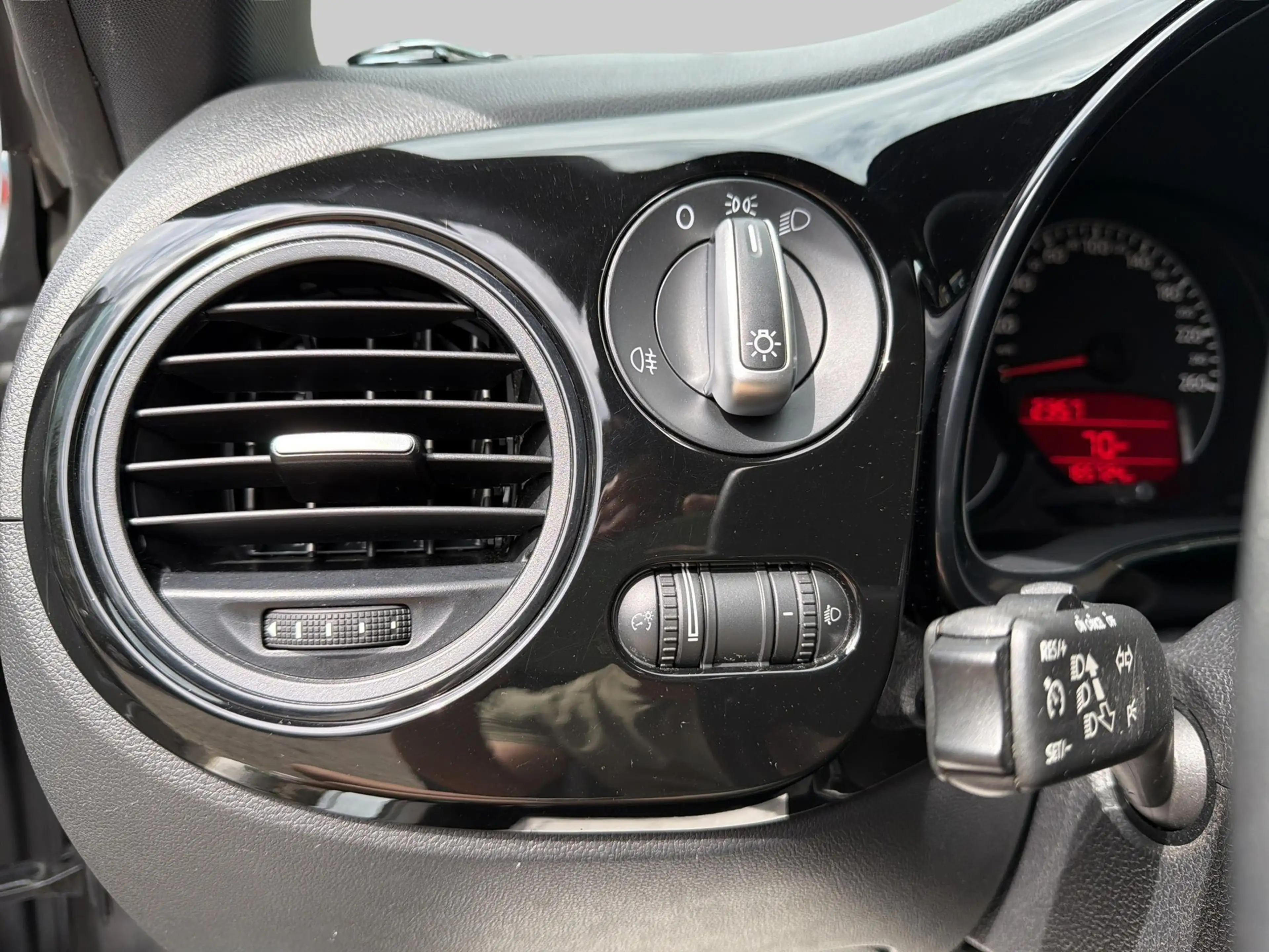 Volkswagen Beetle 1.2 TSI Style *18Inch* Stoere Uitstraling* — photo 11