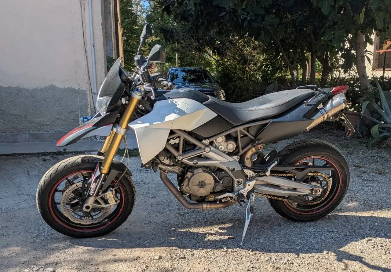 Aprilia Dorsoduro